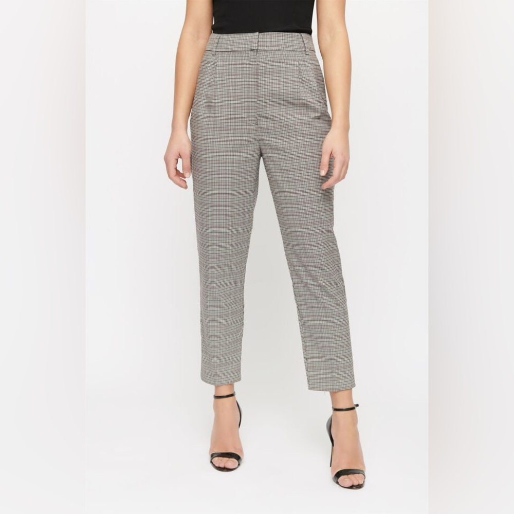 NWT Dynamite Gigi Carrot Pants Size 4 Houndstooth